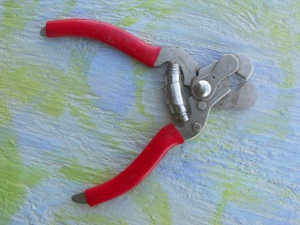 These dog nail clippers can be purchased at a pet supply store.